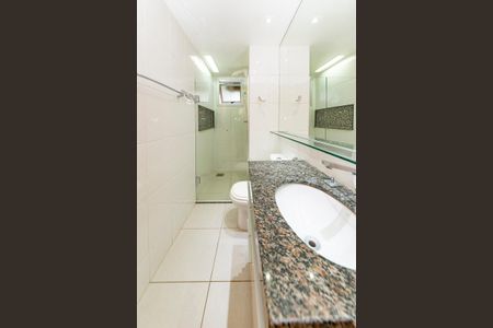 Apartamento à venda com 73m², 3 quartos e 2 vagas Apartamento à venda com 73m², 3 quartos e 2 vagasBanheiro Social