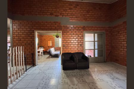 Casa à venda com 300m², 4 quartos e 2 vagas Casa à venda com 300m², 4 quartos e 2 vagasQuarto 3