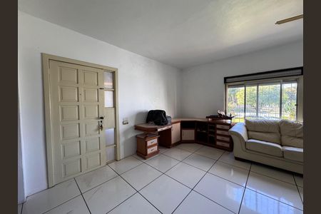 Casa à venda com 300m², 4 quartos e 2 vagas Casa à venda com 300m², 4 quartos e 2 vagasSala