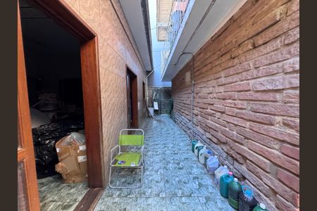 Casa à venda com 300m², 4 quartos e 2 vagas Casa à venda com 300m², 4 quartos e 2 vagasÁrea comum