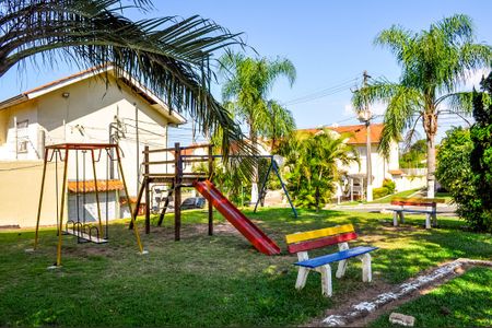 Casa de condomínio à venda com 200m², 2 quartos e 2 vagasÁrea comum - playground