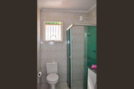 Casa de condomínio à venda com 200m², 2 quartos e 2 vagasBanheiro social