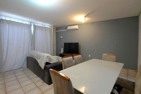 Casa para alugar com 245m², 5 quartos e 6 vagasSala 2