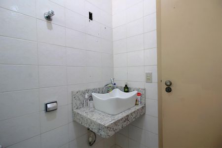 Casa para alugar com 245m², 5 quartos e 6 vagasBanheiro