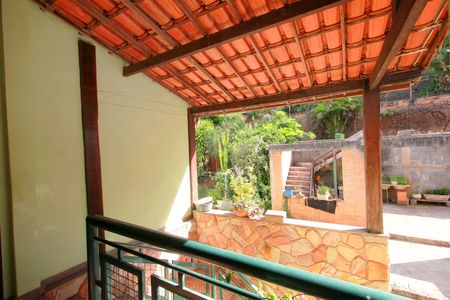 Casa para alugar com 245m², 5 quartos e 6 vagasVaranda entrada