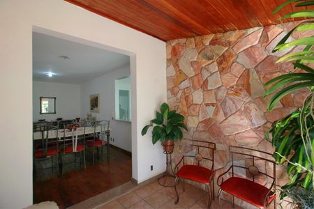 Casa para alugar com 245m², 5 quartos e 6 vagasVaranda da Sala