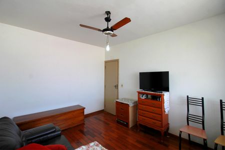 Casa para alugar com 245m², 5 quartos e 6 vagasSuite