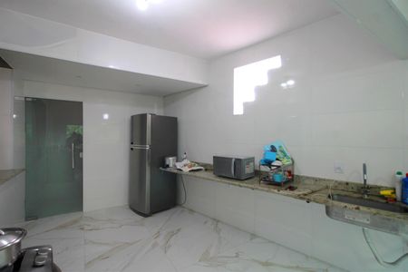 Casa para alugar com 245m², 5 quartos e 6 vagasCozinha