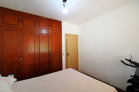 Casa para alugar com 245m², 5 quartos e 6 vagasQuarto 2