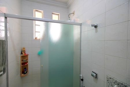 Casa para alugar com 245m², 5 quartos e 6 vagasBanheiro