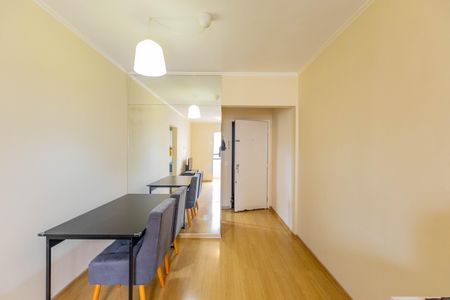 Apartamento à venda com 60m², 2 quartos e 1 vaga Apartamento à venda com 60m², 2 quartos e 1 vagaSala de jantar