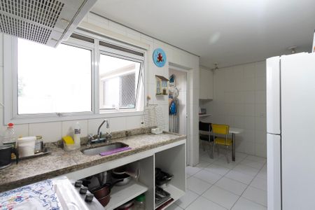 Apartamento à venda com 121m², 4 quartos e 2 vagasCozinha