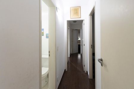 Apartamento à venda com 121m², 4 quartos e 2 vagasCorredor