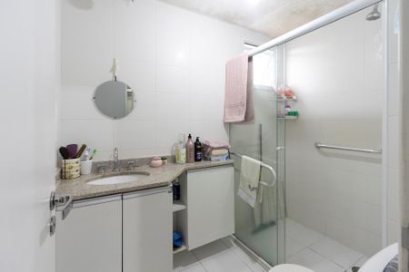 Apartamento à venda com 121m², 4 quartos e 2 vagasSuíte Banheiro