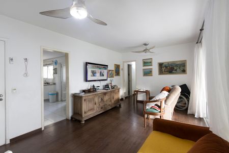 Apartamento à venda com 121m², 4 quartos e 2 vagasSala