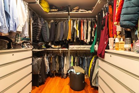 Apartamento à venda com 270m², 4 quartos e 5 vagasCloset da suíte 1