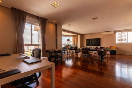 Apartamento à venda com 270m², 4 quartos e 5 vagasSala