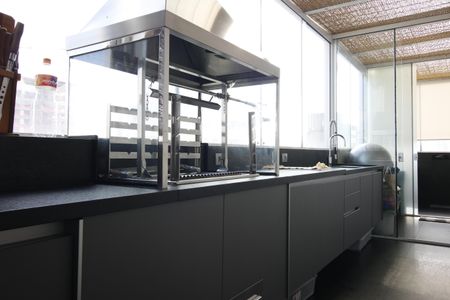 Apartamento à venda com 270m², 4 quartos e 5 vagasÁrea gourmet