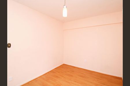 Apartamento à venda com 93m², 3 quartos e 1 vagaQuarto 2