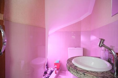 Casa de condomínio à venda com 137m², 3 quartos e 2 vagasLavabo 2