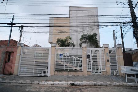 Casa de condomínio à venda com 137m², 3 quartos e 2 vagasFachada