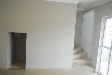 Apartamento para alugar com 230m², 4 quartos e sem vagaSala