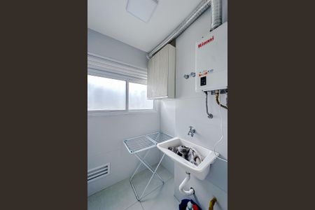 Apartamento para alugar com 75m², 3 quartos e 1 vagaÁrea de Serviço