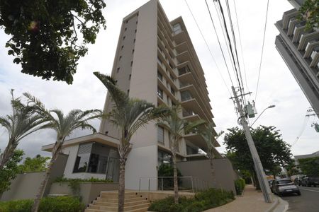 Apartamento à venda com 171m², 3 quartos e 3 vagasFachada e portaria
