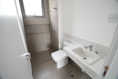 Apartamento à venda com 171m², 3 quartos e 3 vagasBanheiro /Suíte 2