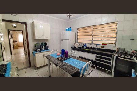 Casa à venda com 150m², 3 quartos e 2 vagasCozinha