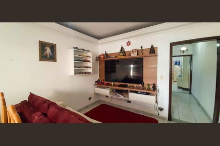 Casa à venda com 150m², 3 quartos e 2 vagasSala