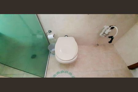 Casa à venda com 150m², 3 quartos e 2 vagasBanheiro da Suíte