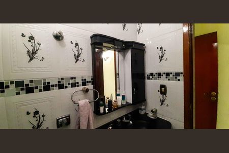 Casa à venda com 150m², 3 quartos e 2 vagasBanheiro Social