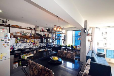 Apartamento à venda com 140m², 2 quartos e 2 vagasCozinha