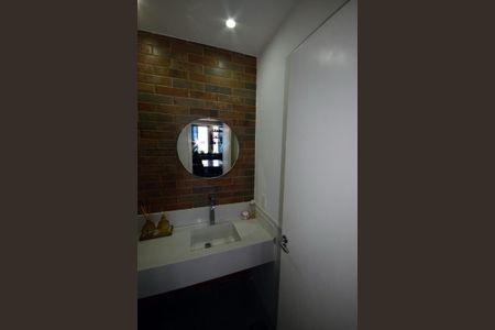 Apartamento à venda com 140m², 2 quartos e 2 vagasLavabo