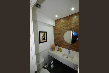 Apartamento à venda com 140m², 2 quartos e 2 vagasLavabo