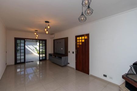 Casa à venda com 210m², 4 quartos e 3 vagasSala