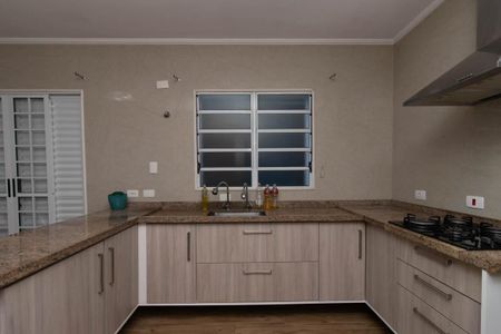 Casa à venda com 210m², 4 quartos e 3 vagasCozinha