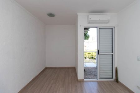 Casa à venda com 210m², 4 quartos e 3 vagasSuíte