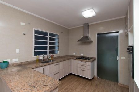 Casa à venda com 210m², 4 quartos e 3 vagasCozinha