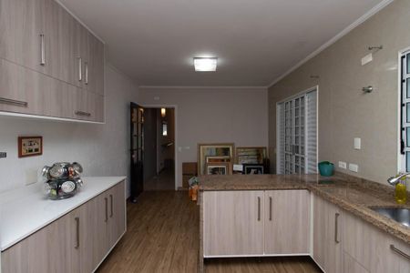 Casa à venda com 210m², 4 quartos e 3 vagasCozinha