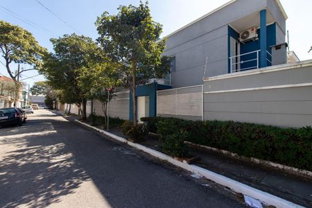 Casa à venda com 210m², 4 quartos e 3 vagasFachada