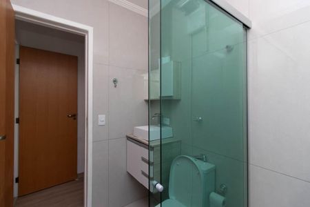 Casa à venda com 210m², 4 quartos e 3 vagasBanheiro da Suíte