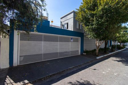 Casa à venda com 210m², 4 quartos e 3 vagasFachada