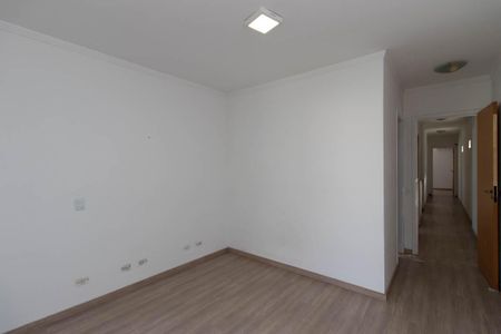 Casa à venda com 210m², 4 quartos e 3 vagasSuíte