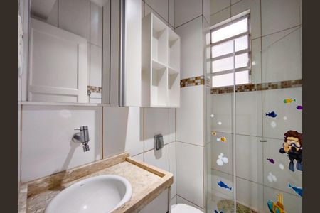 Apartamento à venda com 87m², 3 quartos e sem vaga Apartamento à venda com 87m², 3 quartos e sem vagaBanheiro Corredor