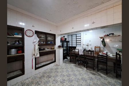 Casa para alugar com 500m², 4 quartos e 2 vagasCozinha