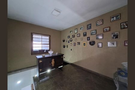 Casa para alugar com 500m², 4 quartos e 2 vagasHall