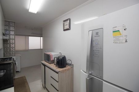 Apartamento à venda com 74m², 2 quartos e 1 vagaCozinha