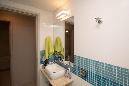 Apartamento à venda com 74m², 2 quartos e 1 vagaBanheiro